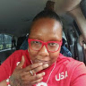 Meet your Posher, Valerie